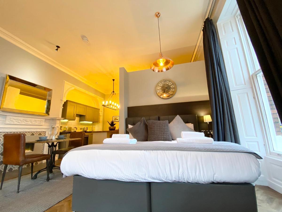 The Deakin At Claremont Serviced Apartments Λιντς Εξωτερικό φωτογραφία